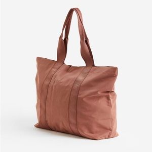 H&M sports tote bag